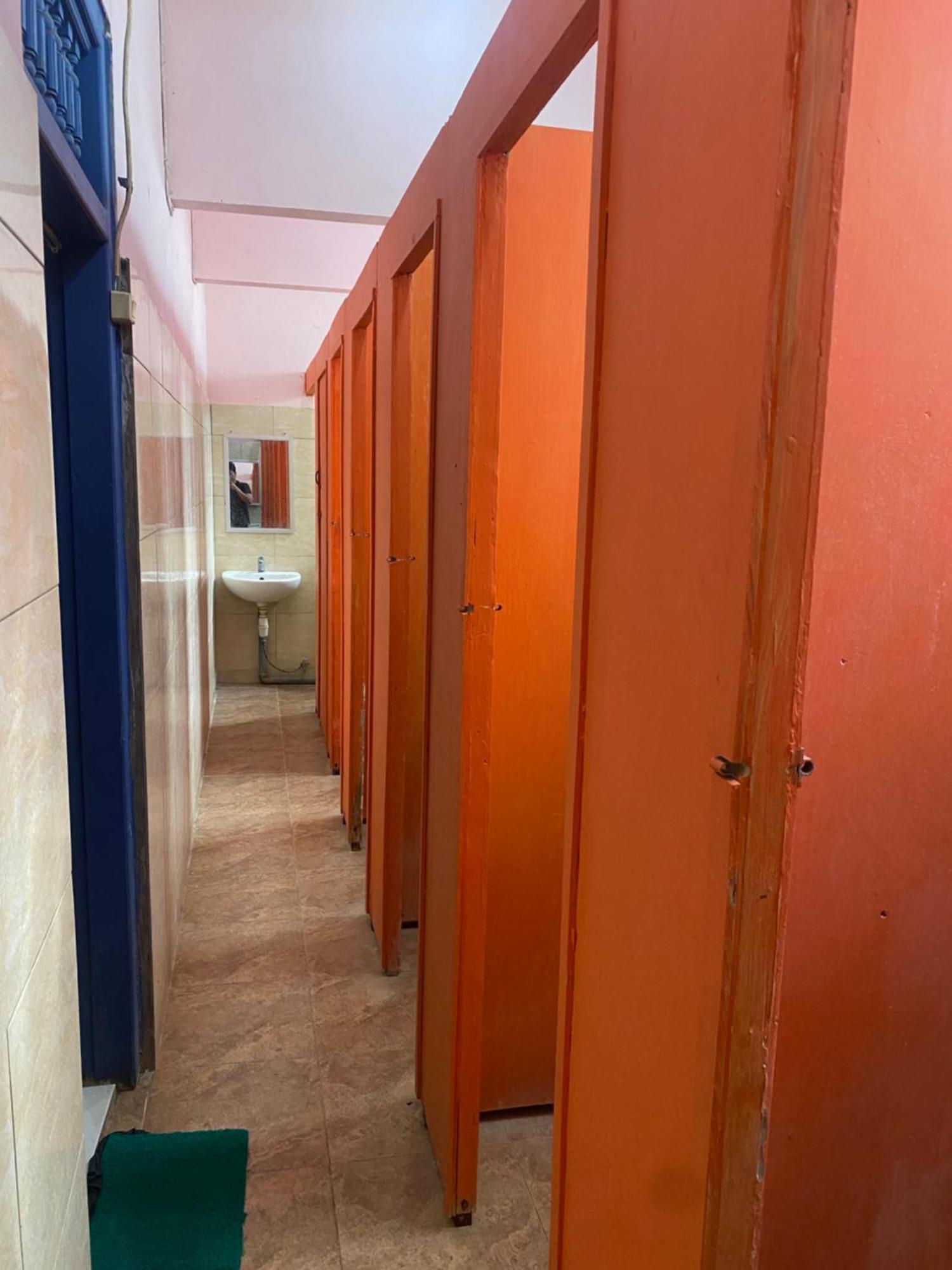 Cempaka Hostel 라부안 바조 외부 사진